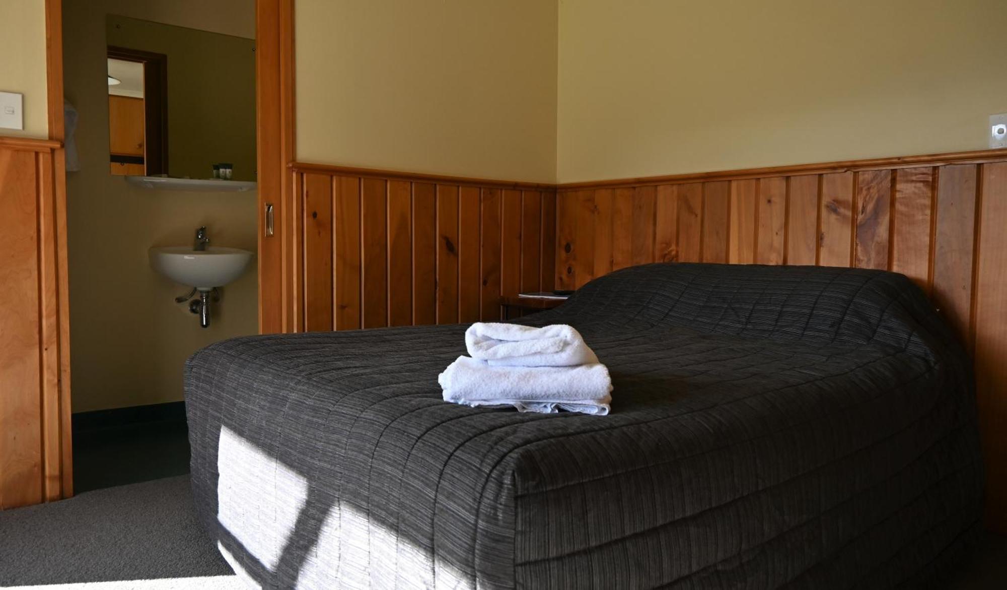 Donegal House Hotel Kaikoura Buitenkant foto